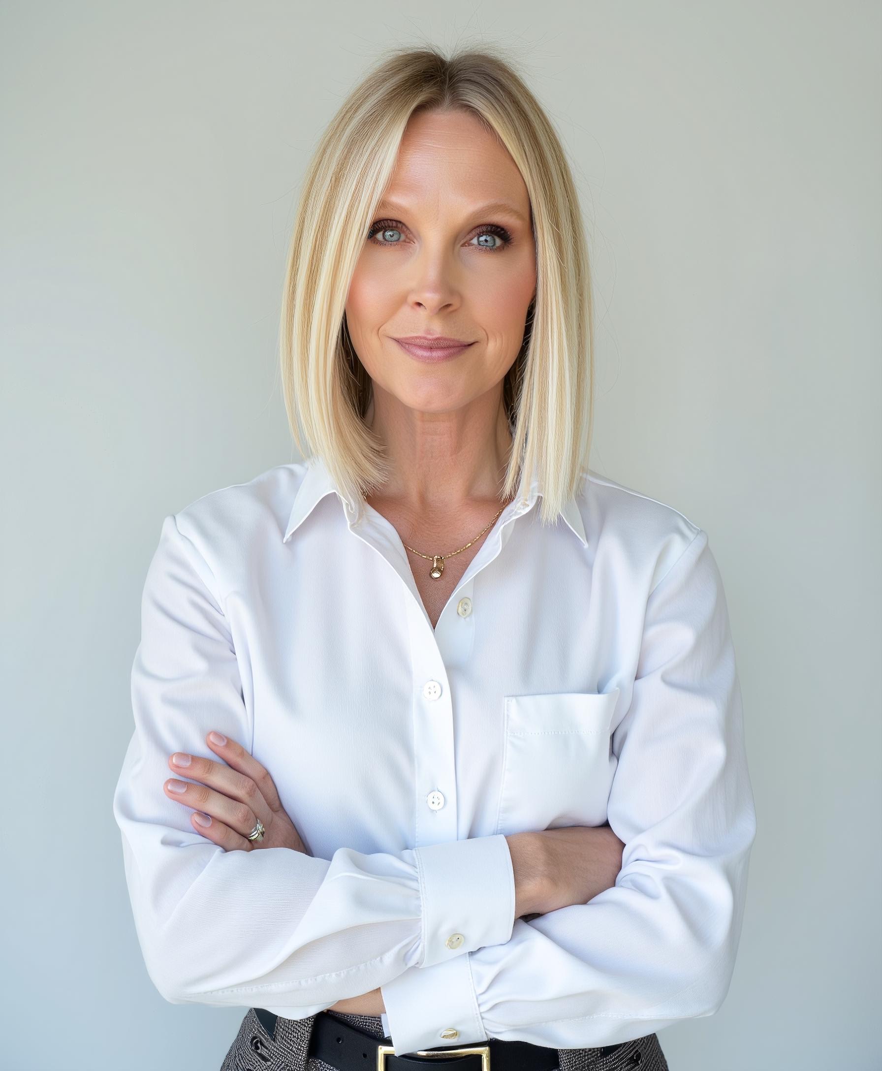 Lindsay Powers Headshot