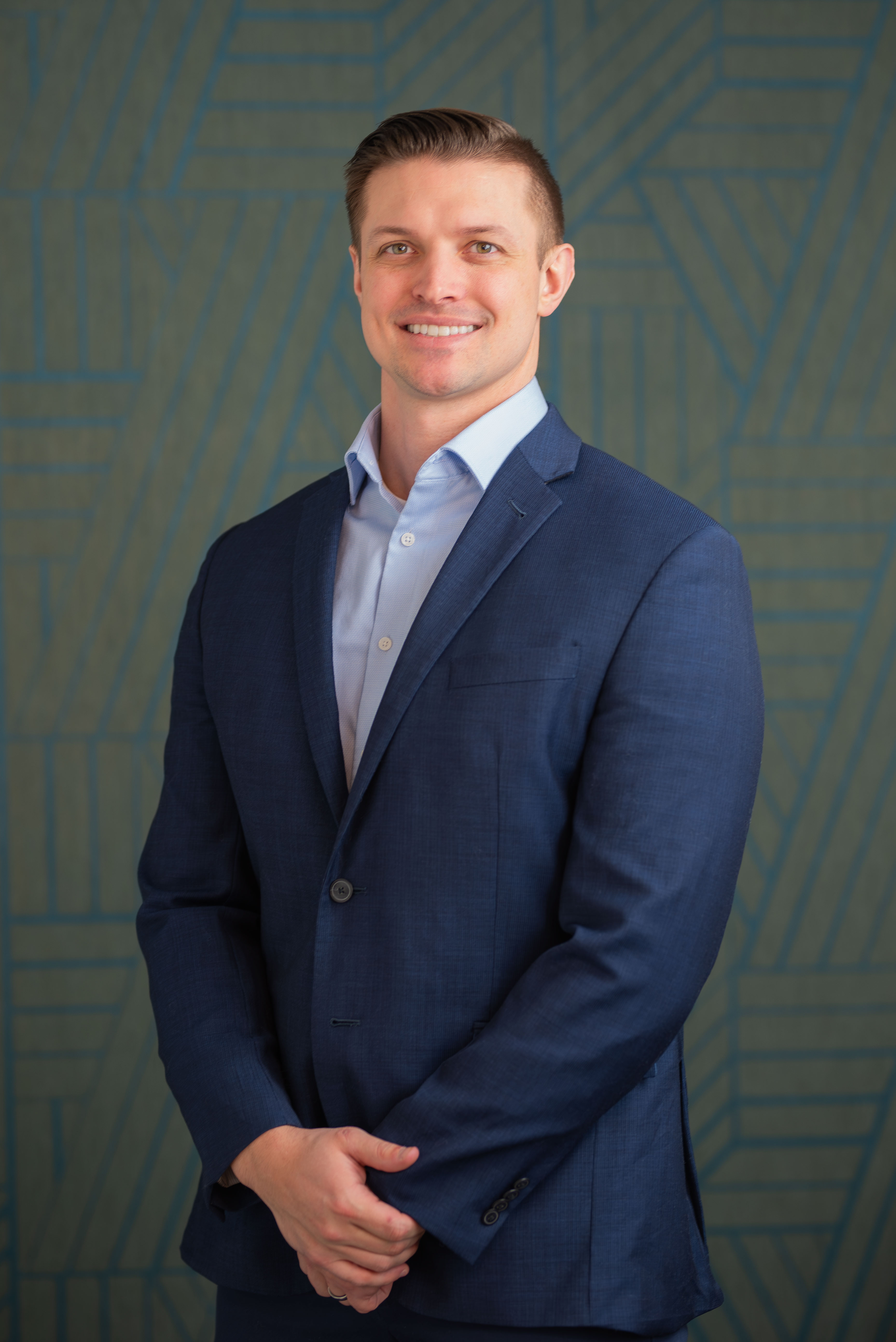 Craig Thorne Headshot 002