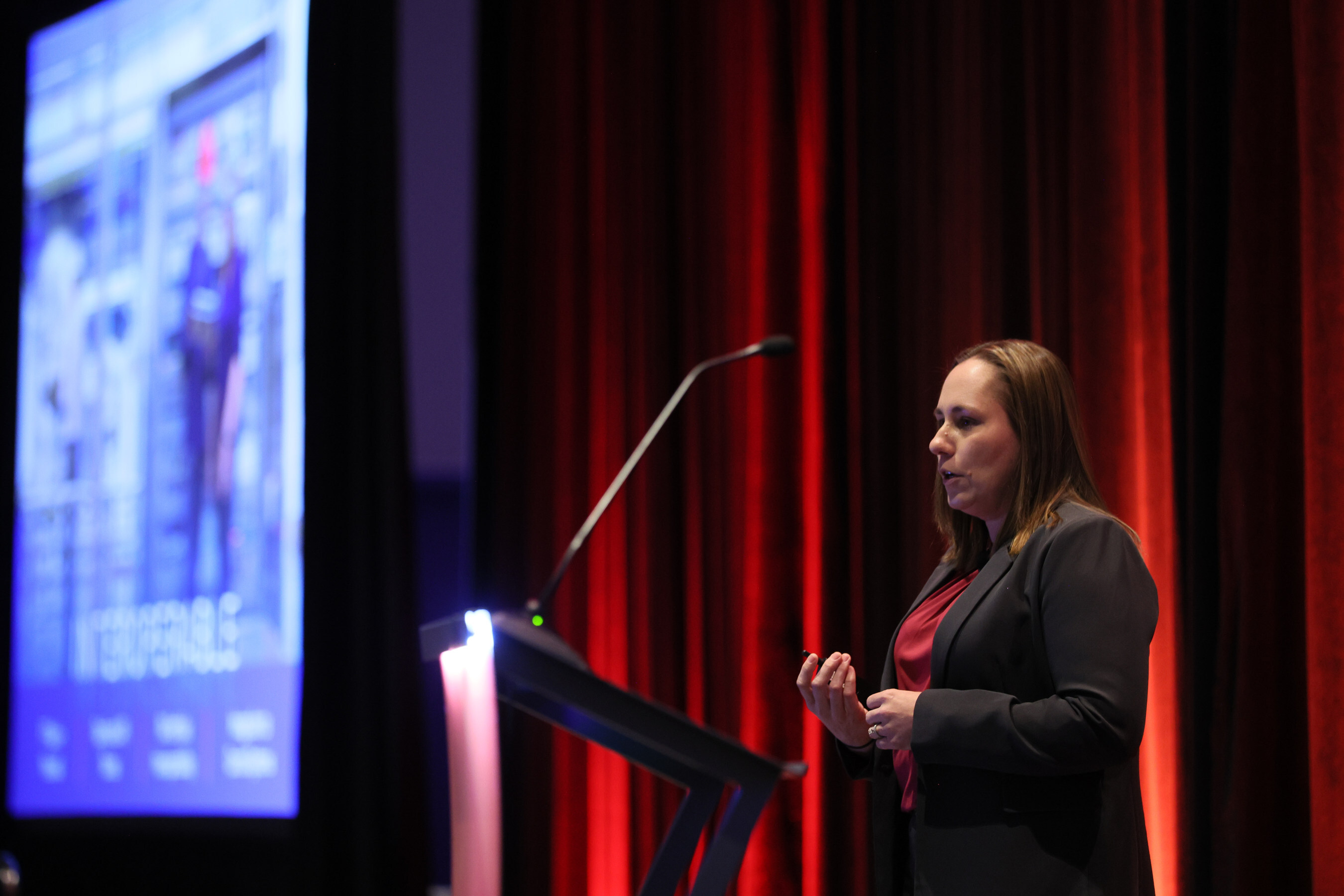 Kristin Fielder, Group Product Manger, Rockwell Automation, presenting Rockwell's MES solutions at the 2025 Plex Summit.