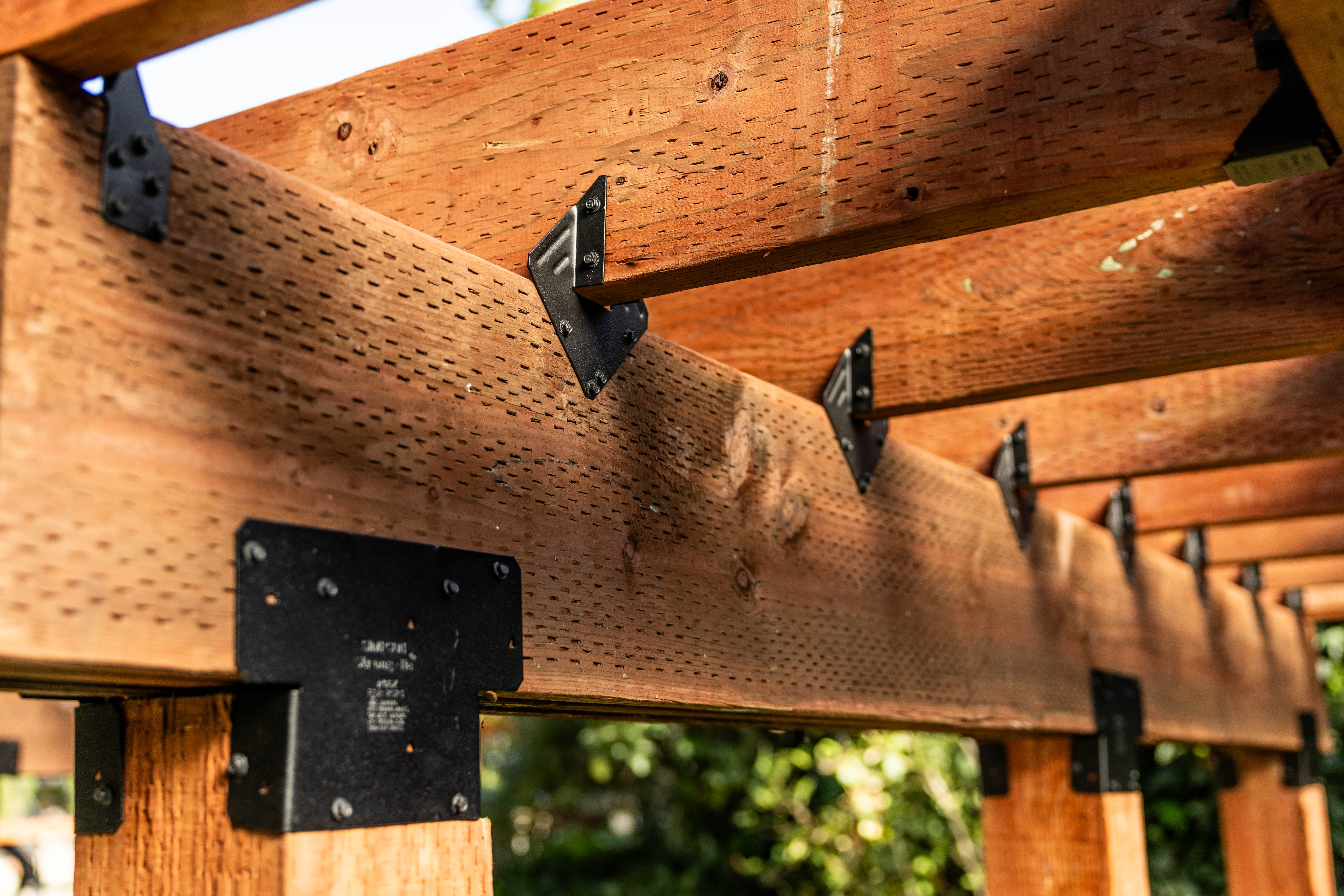 Simpson Strong-Tie expands Outdoor Accents Essentials hardware ...