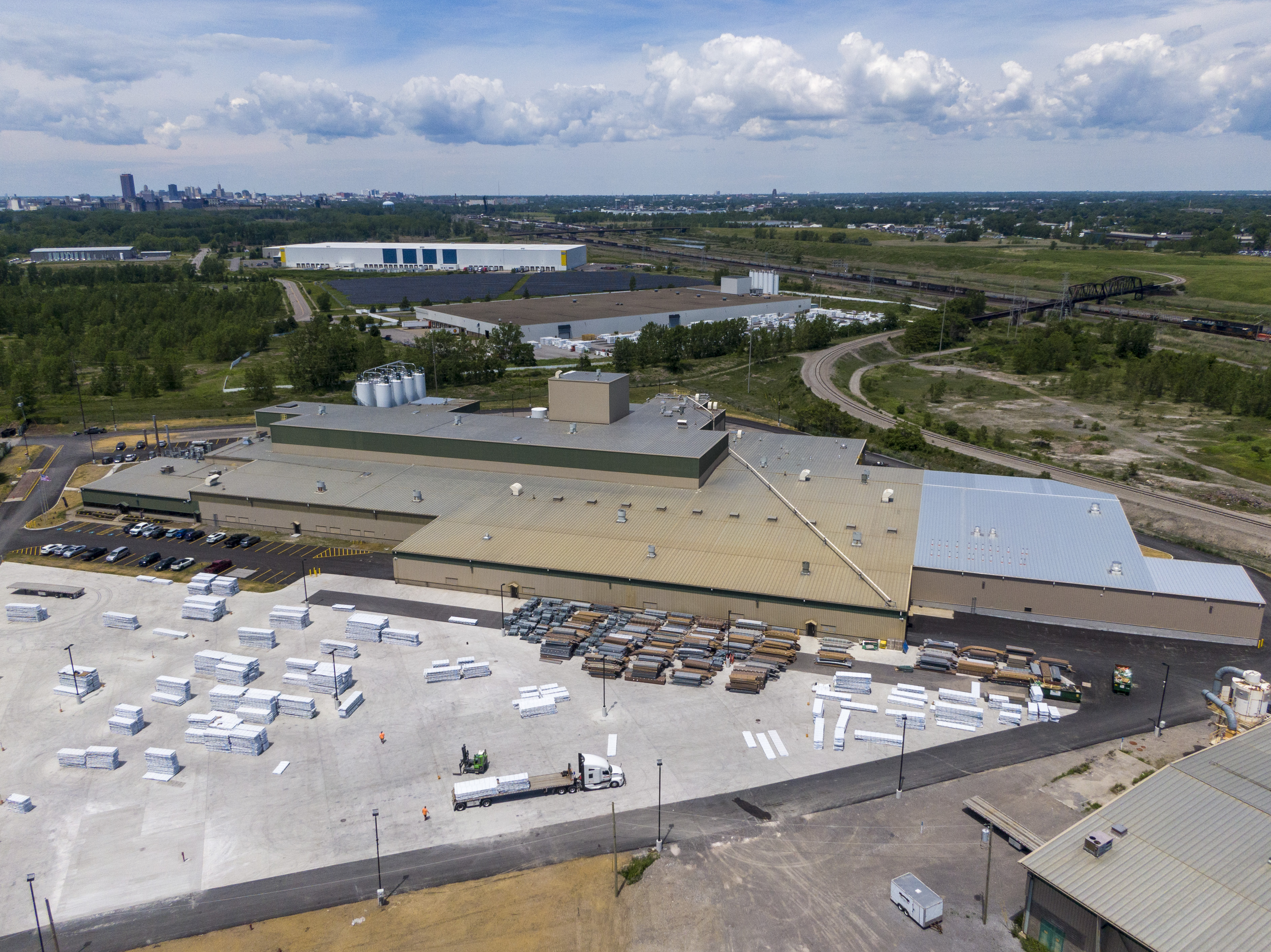 Deckorators cuts ribbon on new manufacturing facility