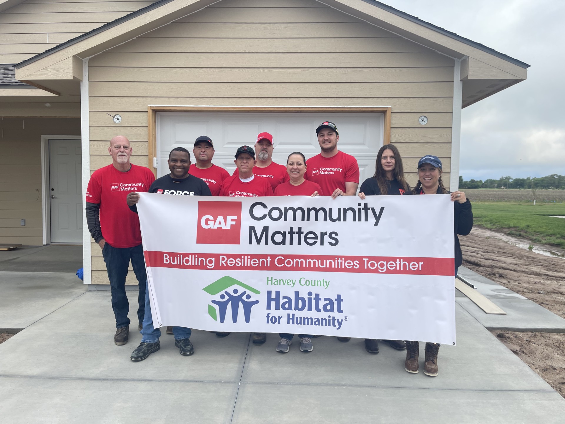 GAF Employees Volunteer with Habitat for Humanity